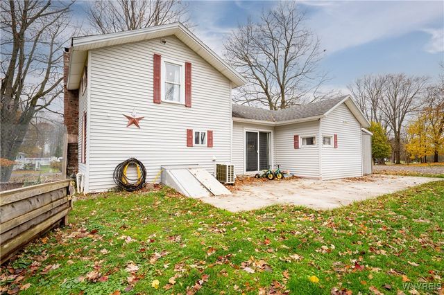 304 Erin Road, Ridgeway, NY 14103