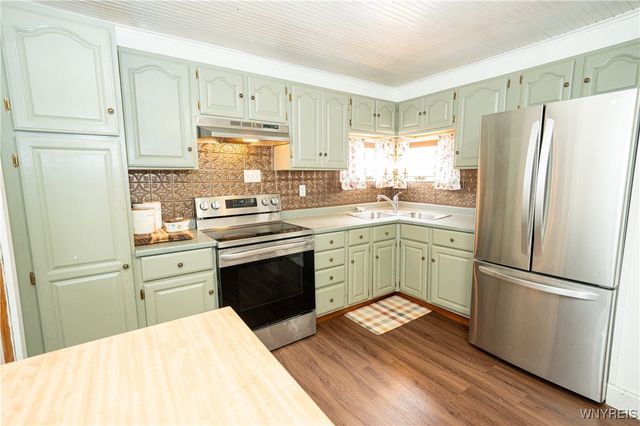 304 Erin Road, Ridgeway, NY 14103