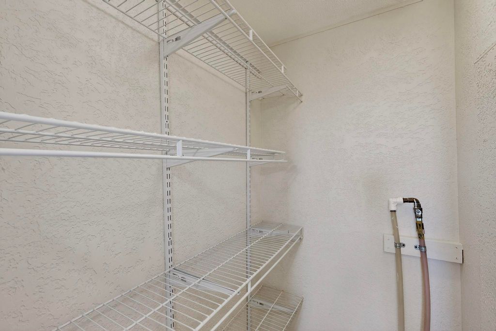 Image 36 of property listing at 9 Sangre De Cristo, Moriarty, NM 87035