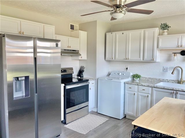 1006 Jonquil Drive, Jeffersonville, IN 47130