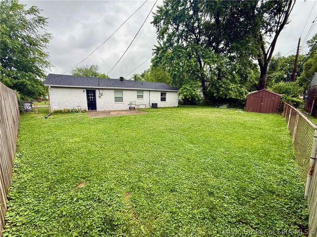 1006 Jonquil Drive, Jeffersonville, IN 47130