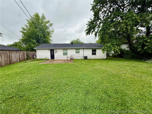 1006 Jonquil Drive, Jeffersonville, IN 47130