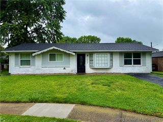1006 Jonquil Drive, Jeffersonville, IN 47130