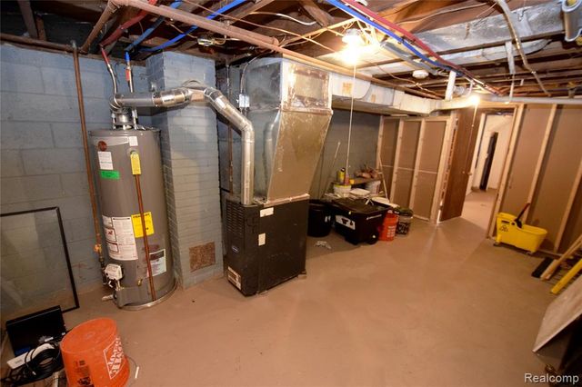 4822 Birchcrest Drive, Flint, MI 48504