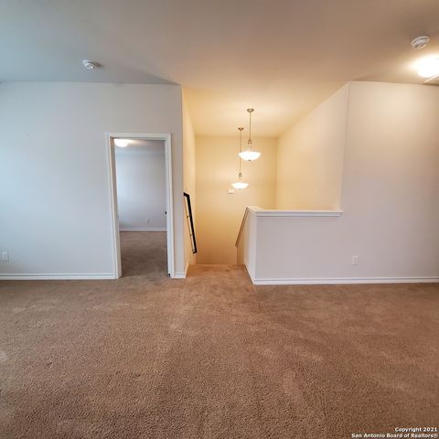 8062 HALO CIR, San Antonio, TX 78252