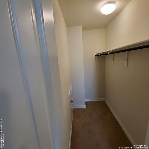 8062 HALO CIR, San Antonio, TX 78252