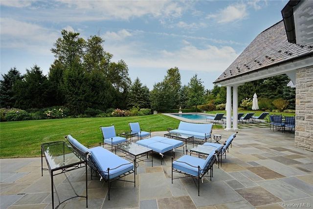 21 Lincoln Lane, Purchase, NY 10577