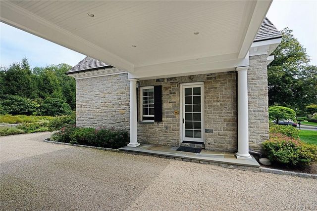 21 Lincoln Lane, Purchase, NY 10577