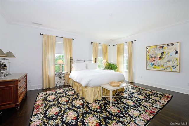 21 Lincoln Lane, Purchase, NY 10577