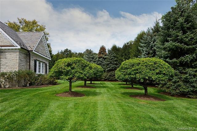 21 Lincoln Lane, Purchase, NY 10577