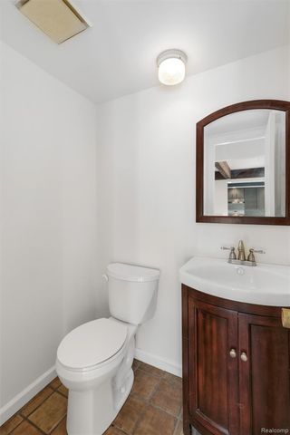 42467 Eldon Avenue, Clinton Charter Township, MI 48038