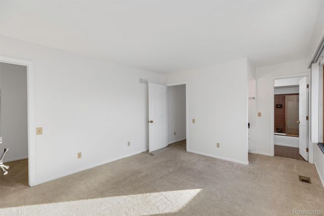 42467 Eldon Avenue, Clinton Charter Township, MI 48038