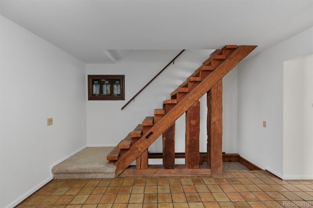 42467 Eldon Avenue, Clinton Charter Township, MI 48038