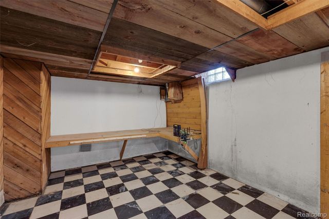 42467 Eldon Avenue, Clinton Charter Township, MI 48038