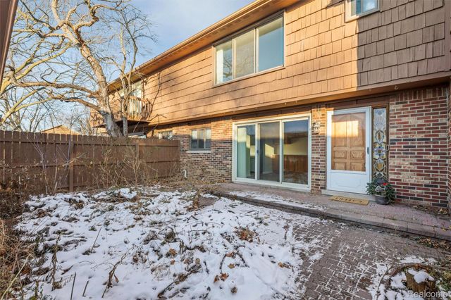 42467 Eldon Avenue, Clinton Charter Township, MI 48038