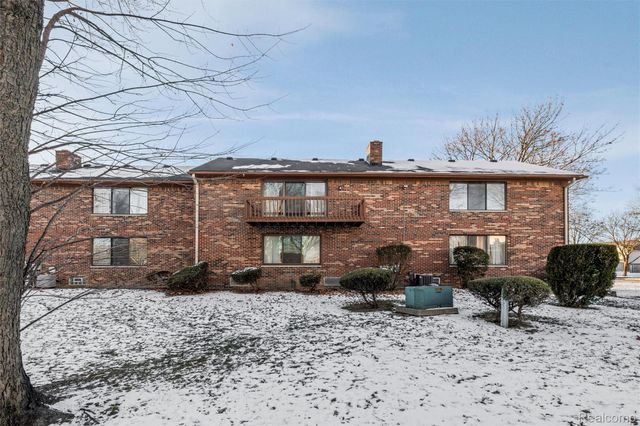 42467 Eldon Avenue, Clinton Charter Township, MI 48038