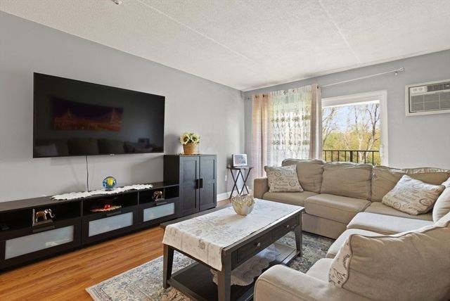 575 Broad St 312, Weymouth, MA 02189