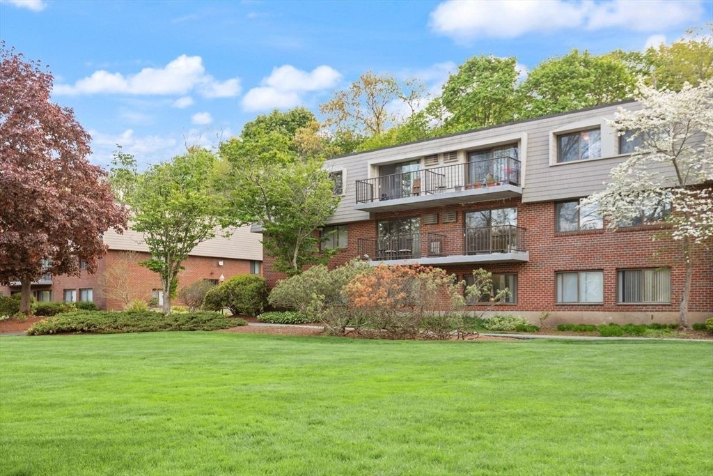 575 Broad St 312, Weymouth, MA 02189