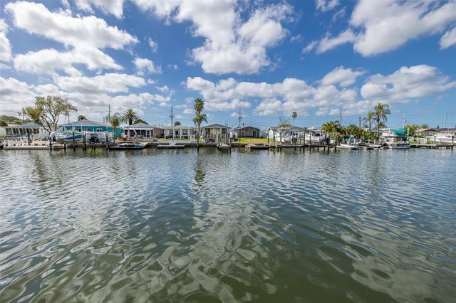 4660 MARINE PARKWAY 303, New Port Richey, FL 34652