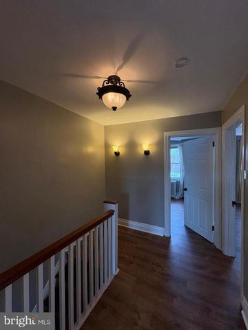 210 WABASH AVE, Lansdowne, PA 19050