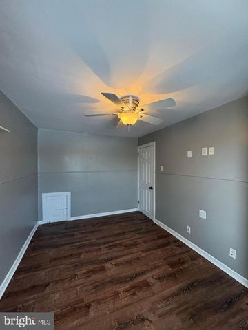 210 WABASH AVE, Lansdowne, PA 19050