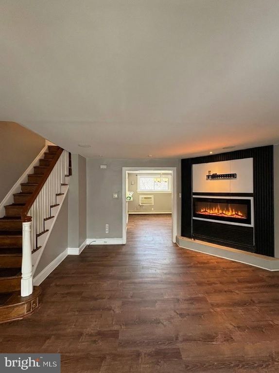 210 WABASH AVE, Lansdowne, PA 19050