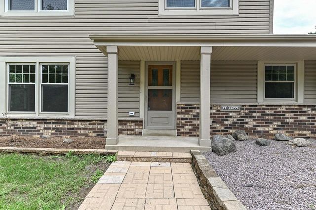 S71W13222 Tess Corners DRIVE, Muskego, WI 53150