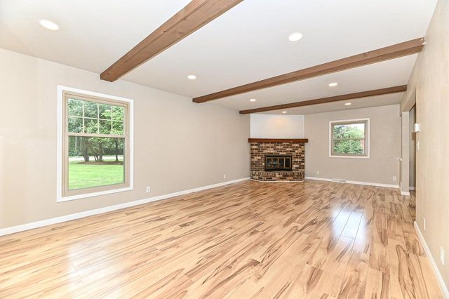 S71W13222 Tess Corners DRIVE, Muskego, WI 53150