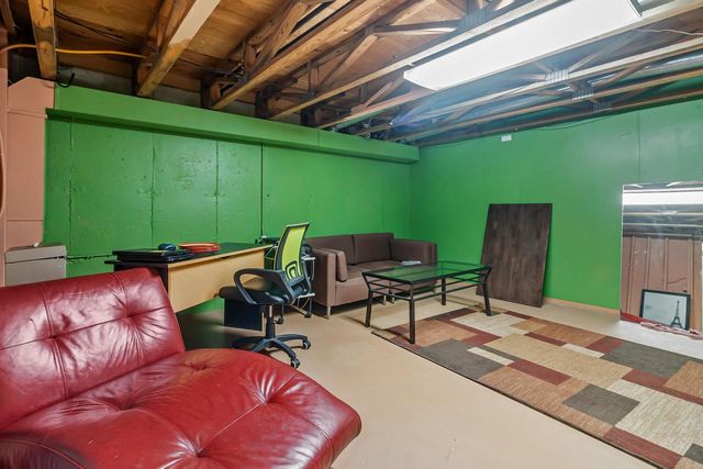 128 Glenview COURT, Janesville, WI 53548