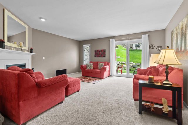 128 Glenview COURT, Janesville, WI 53548