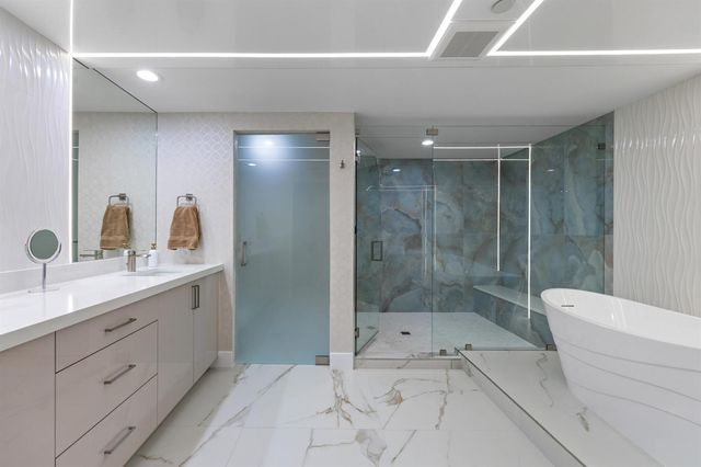 3101 S Ocean Drive 901, Hollywood, FL 33019