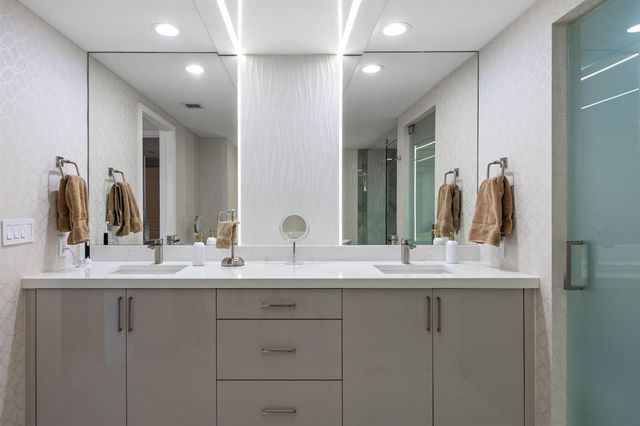 3101 S Ocean Drive 901, Hollywood, FL 33019