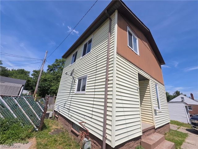 4696 W 125th Street, Cleveland, OH 44135