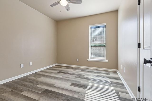 9067 Redwood Lake Blvd, Zachary, LA 70791