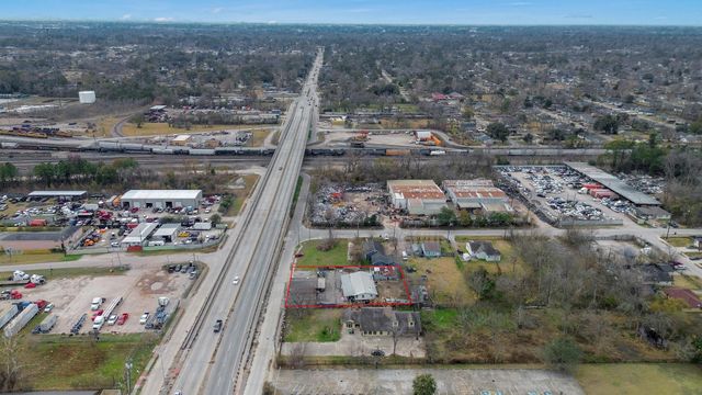 7809 Ley Road, Houston, TX 77028