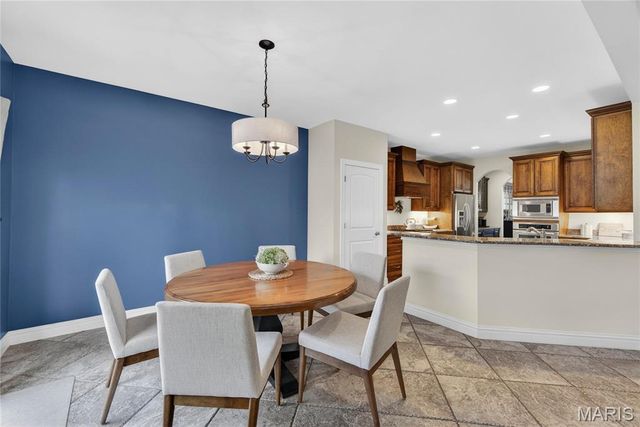 909 Cleveland Avenue, Kirkwood, MO 63122