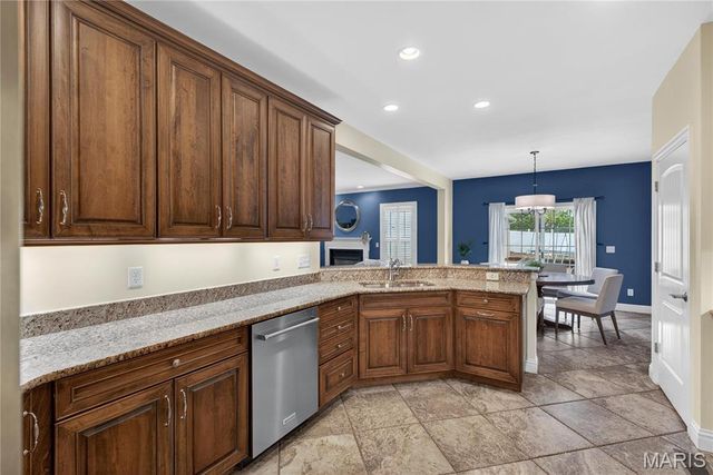 909 Cleveland Avenue, Kirkwood, MO 63122