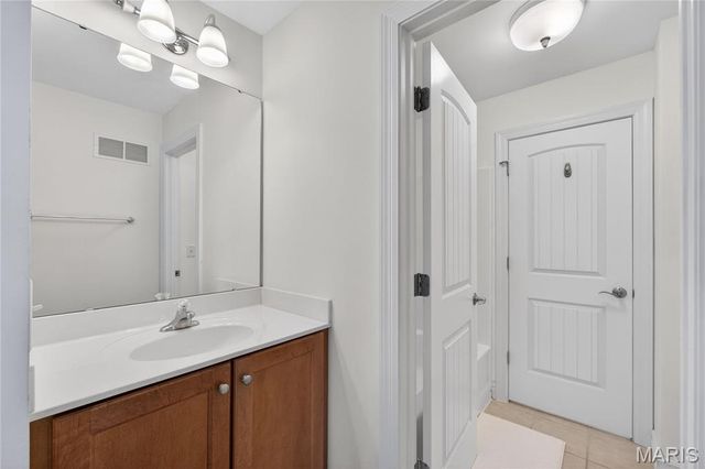 909 Cleveland Avenue, Kirkwood, MO 63122