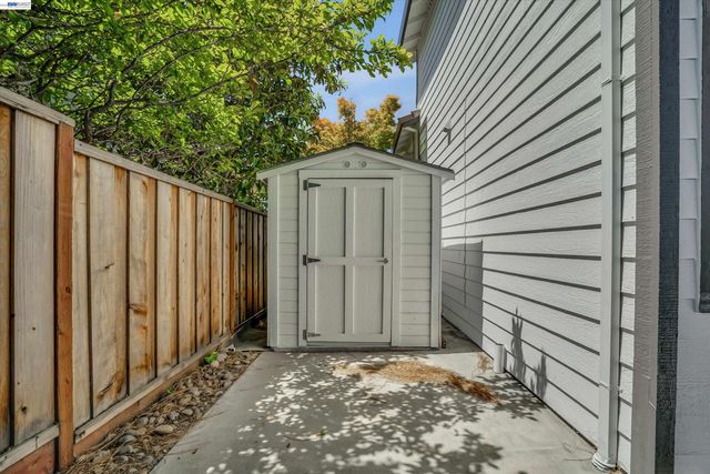 5521 Crimson Cir, Fremont, CA 94538