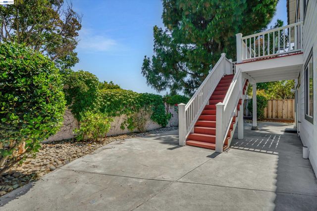 5521 Crimson Cir, Fremont, CA 94538