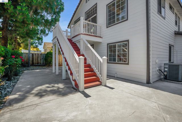 5521 Crimson Cir, Fremont, CA 94538
