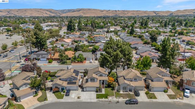 5521 Crimson Cir, Fremont, CA 94538