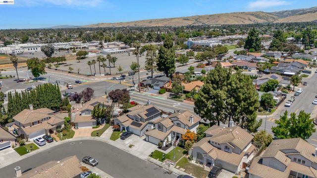 5521 Crimson Cir, Fremont, CA 94538