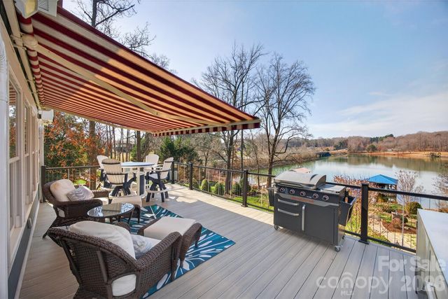 4197 Todd Street, Sherrills Ford, NC 28673