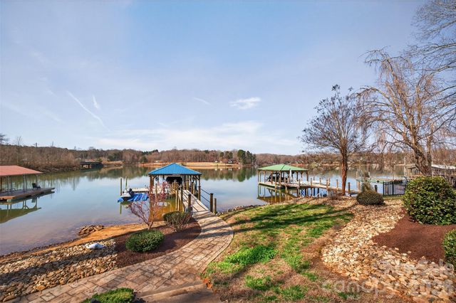 4197 Todd Street, Sherrills Ford, NC 28673