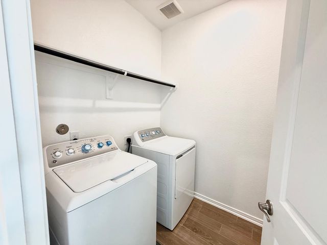 155 W Coralburst Loop, Montgomery, TX 77316
