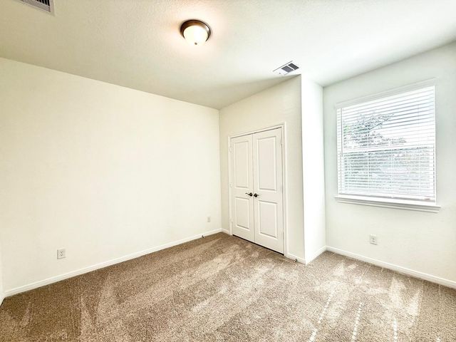 155 W Coralburst Loop, Montgomery, TX 77316