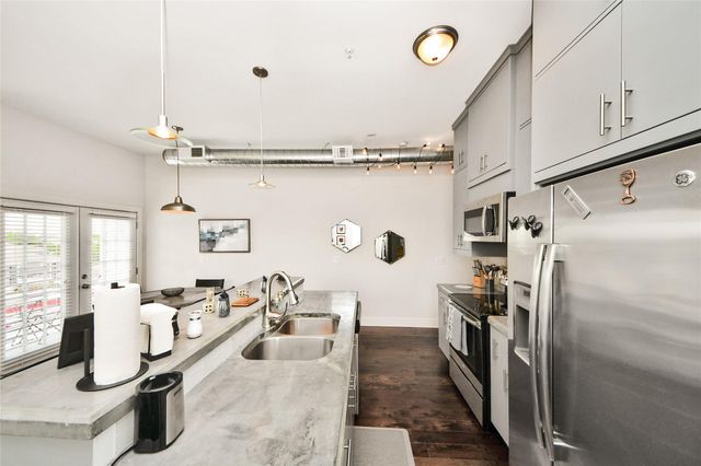 1011 Studemont Street 302, Houston, TX 77007