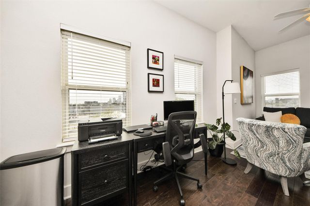 1011 Studemont Street 302, Houston, TX 77007