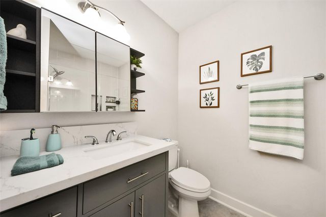 1011 Studemont Street 302, Houston, TX 77007